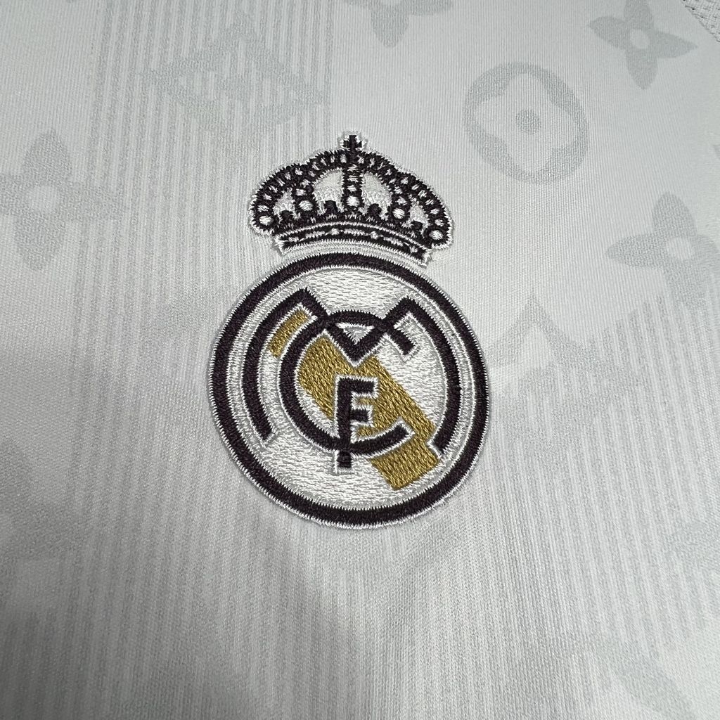 Real Madrid 2024/25 LV