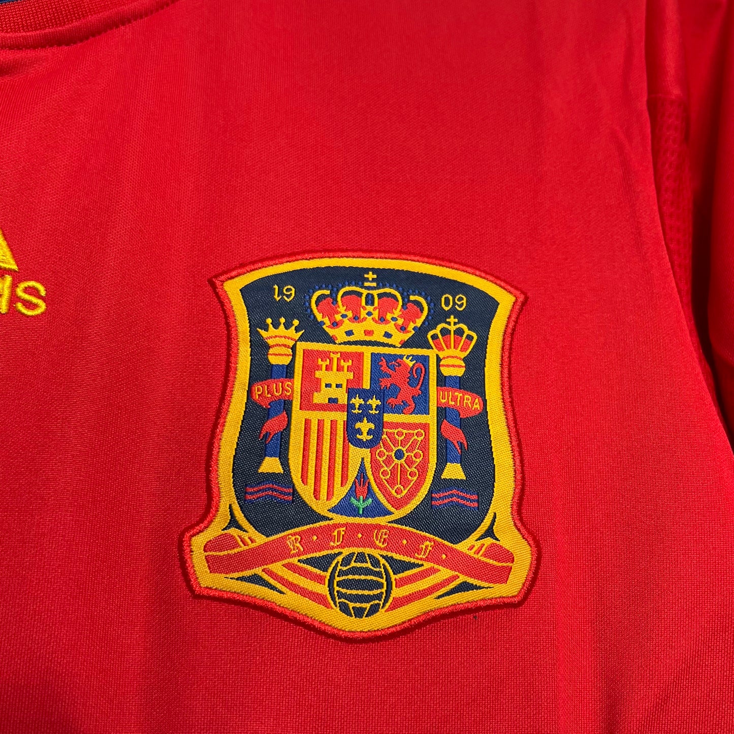 Spain 2010 Home Retro Jersey